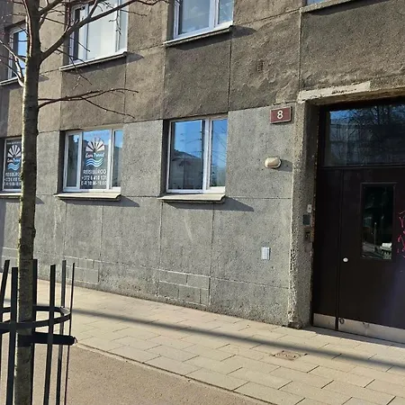 Διαμέρισμα Cozy 2-bedroom Next To Viru Centre Ταλίν