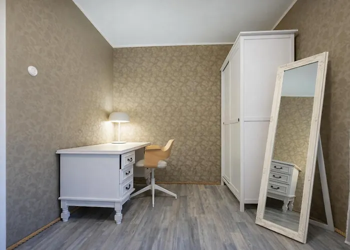 Cozy 2-bedroom In The Heart Of The Lägenhet *